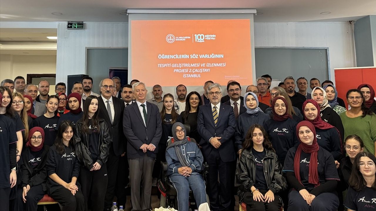 Öğrencilerin Söz Varlığının Geliştirilmesi Çalıştayı Ataşehir'de Yapıldı