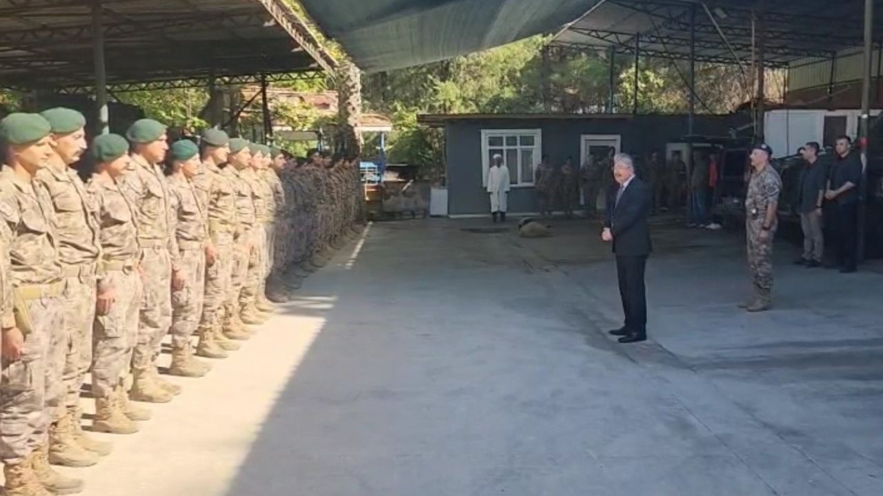 Osmaniye Özel Harekat Polisleri Suriye'ye Uğurlandı