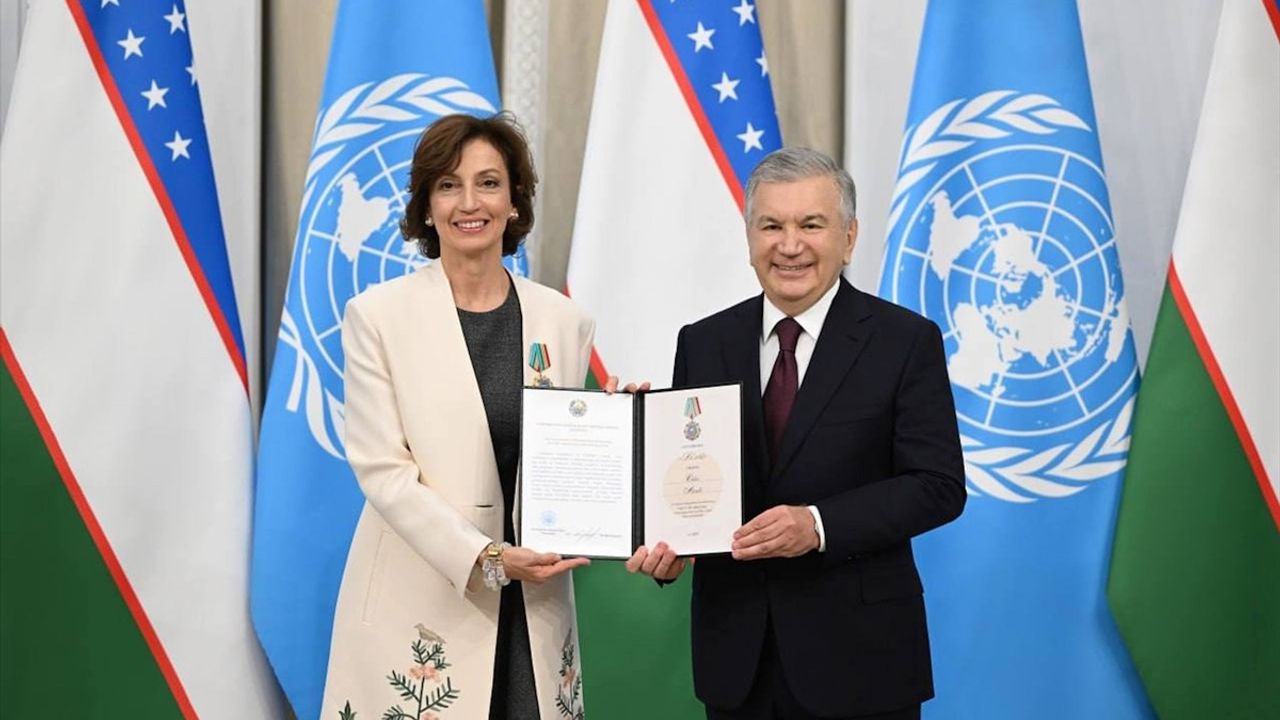Özbekistan, UNESCO Genel Direktörüne Dostluk Nişanı Sundu