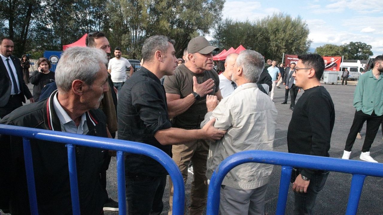 Özgür Özel Bolu'da CHP'nin İktidar Hedeflerini Açıkladı