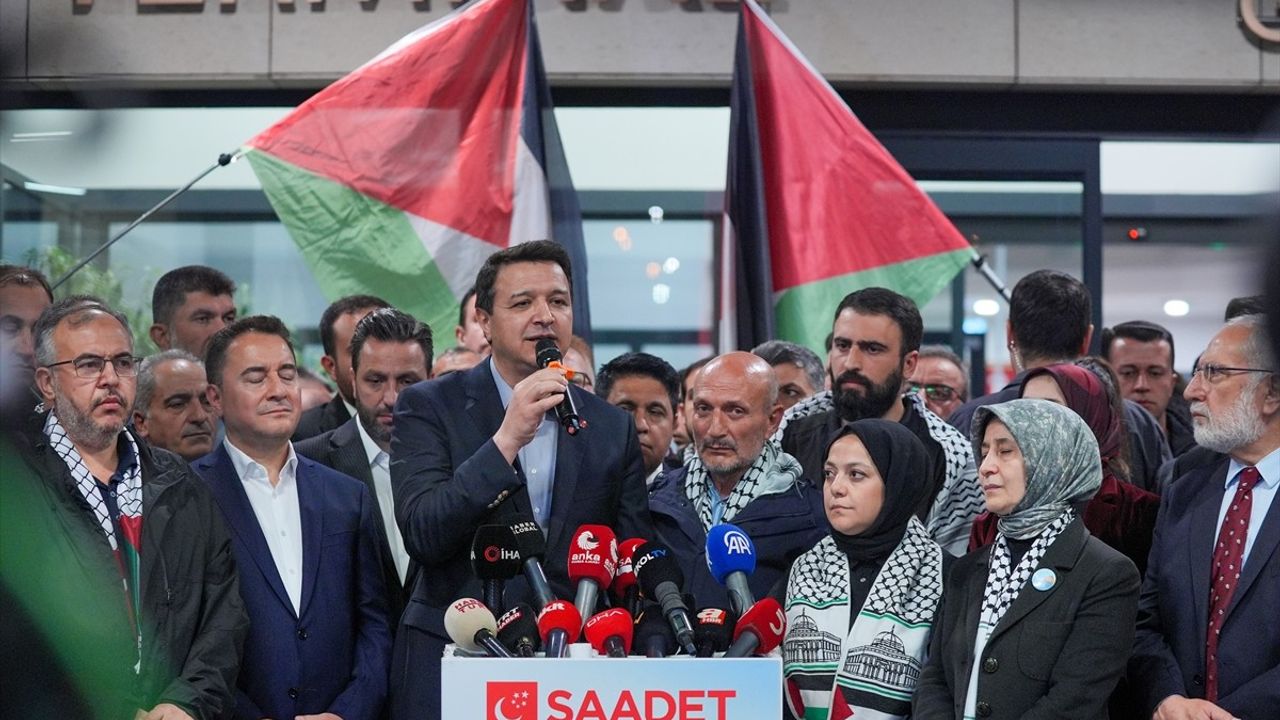 Özgürlük Filosu'ndaki Türk Milletvekillerinin Dönüşü