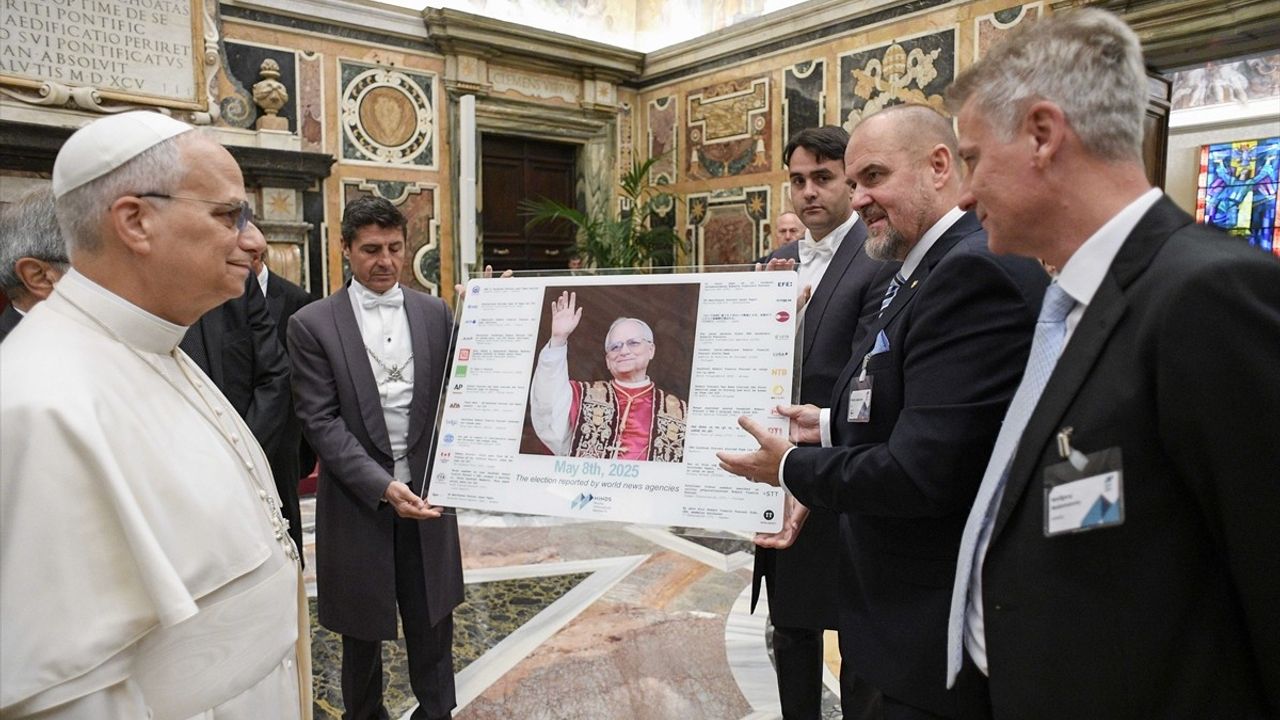 Papa 14. Leo'dan Gazetecilere Destek Mesajı