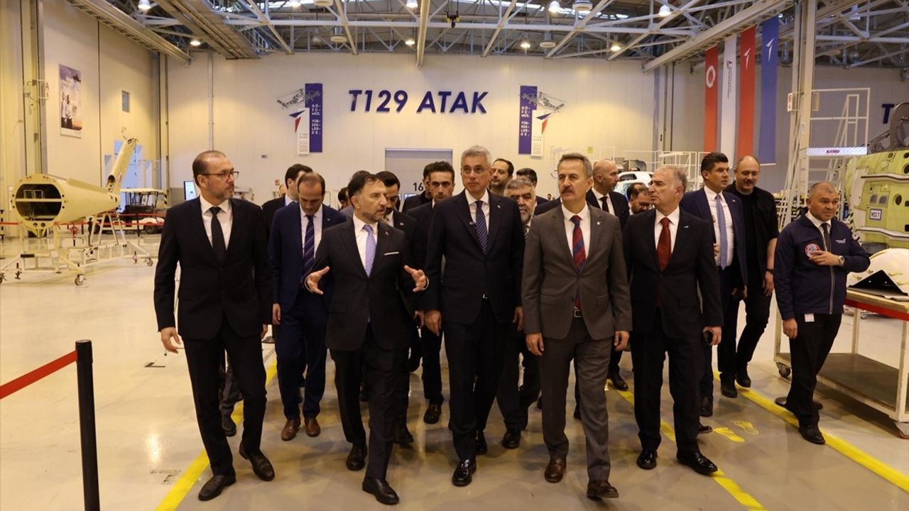 Sağlık Bakanı Memişoğlu'ndan TUSAŞ'a Ziyaret
