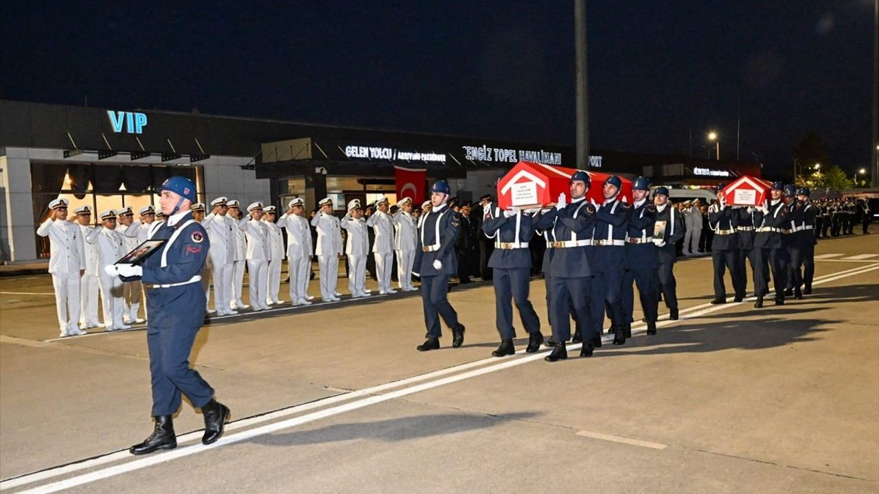 Sakarya'da Trafik Kazasında Şehit Olan Jandarma Personeli Uğurlandı
