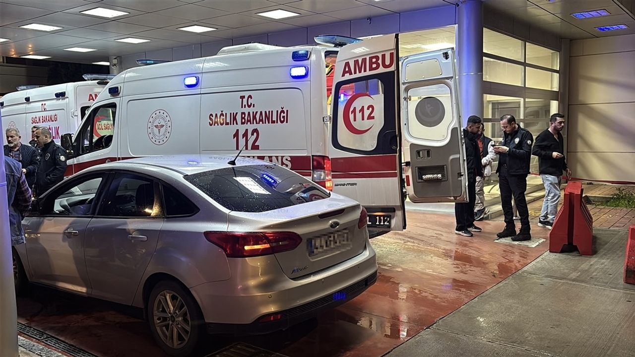 Samsun'da Bıçaklı Saldırı: Bir Kişi Yaralandı