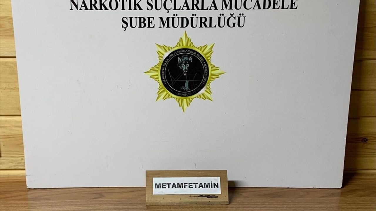 Samsun'da Uyuşturucu Operasyonu: 302 Gram Sentetik Madde Ele Geçirildi