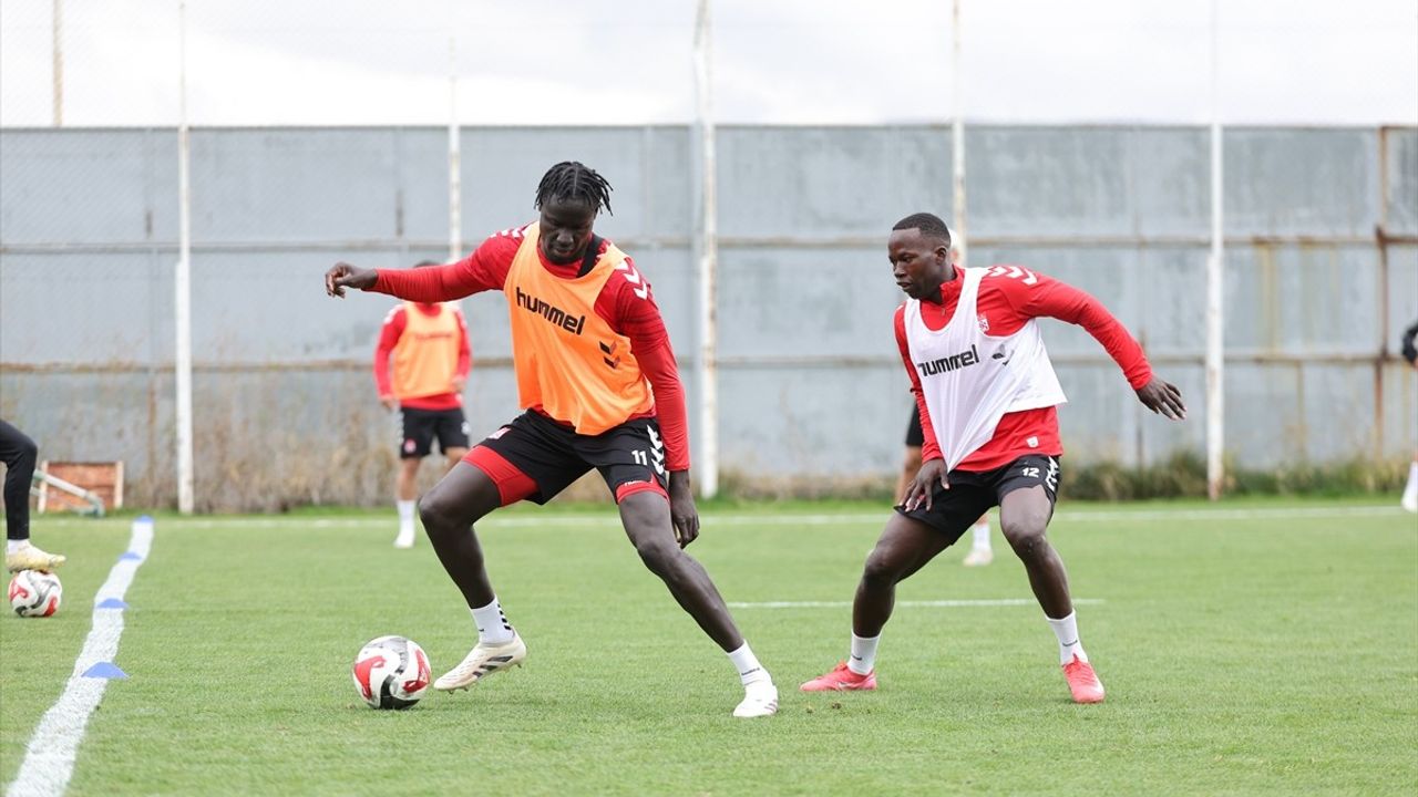 Sivasspor Atakaş Hatayspor Maçına Hazırlanıyor
