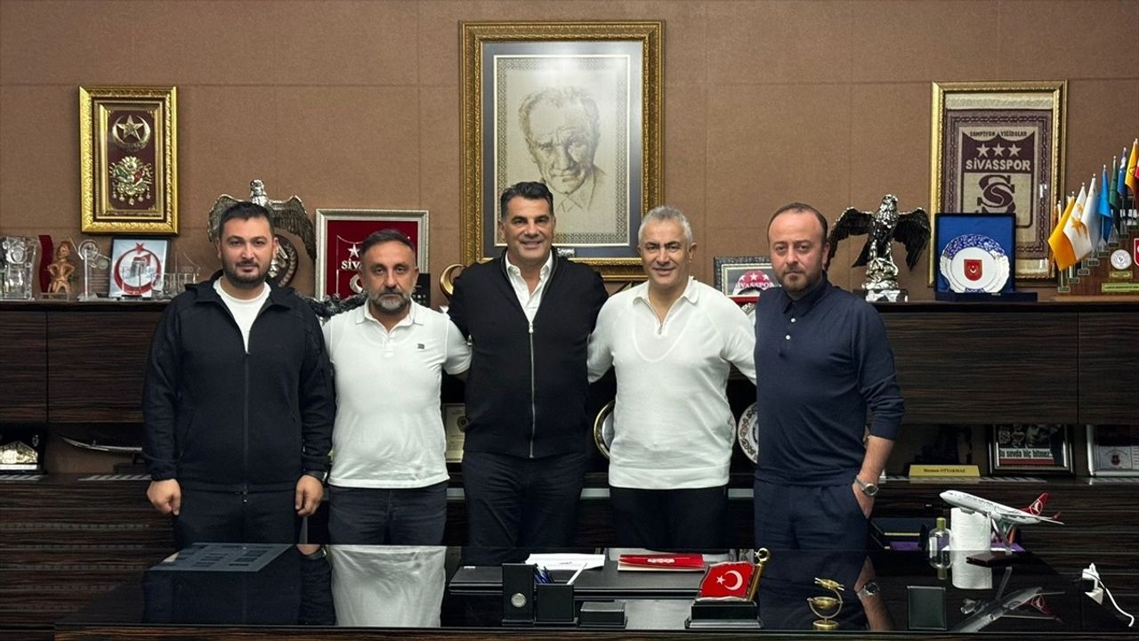 Sivasspor, Mehmet Altıparmak ile Yeni Bir Döneme Giriyor