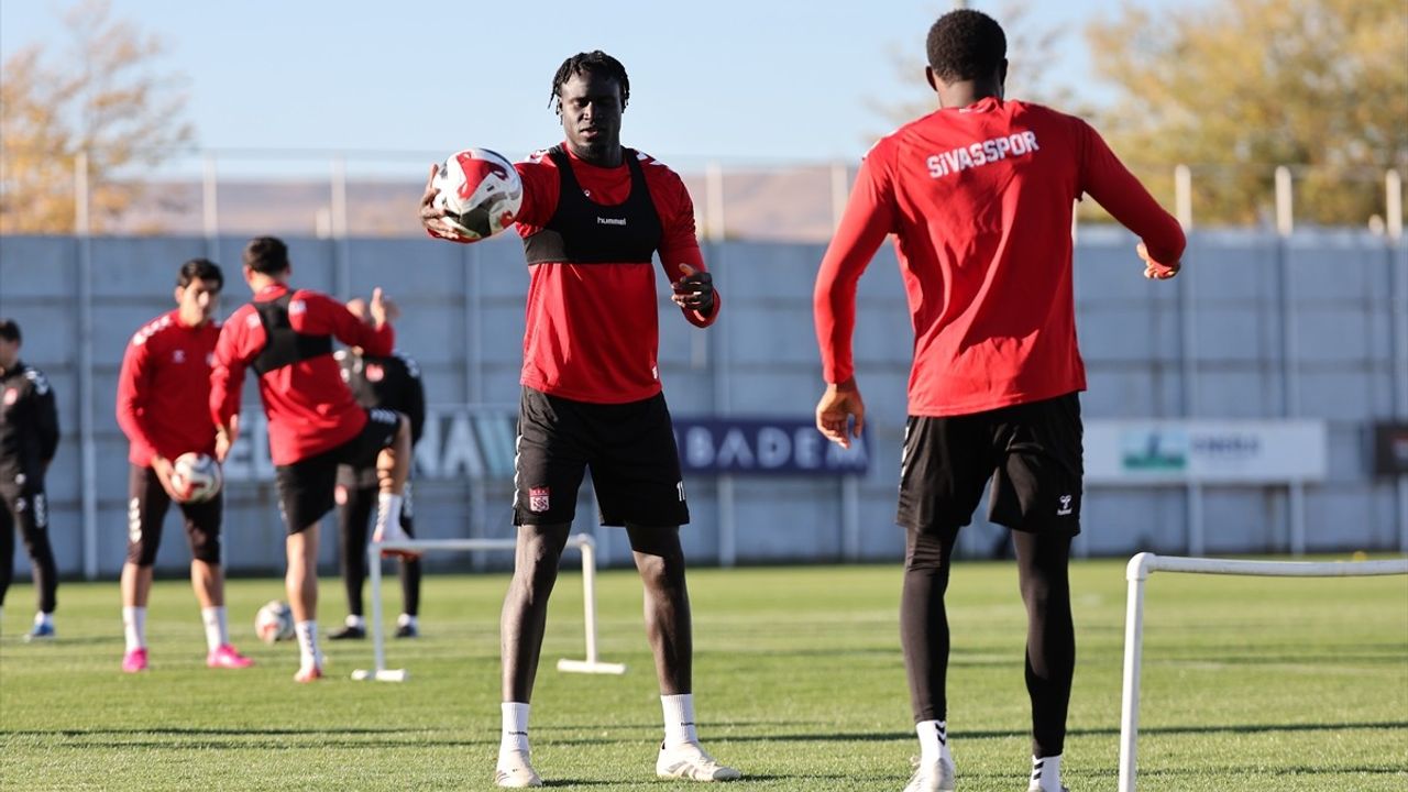 Sivasspor, Ümraniyespor Maçına Hazırlanıyor
