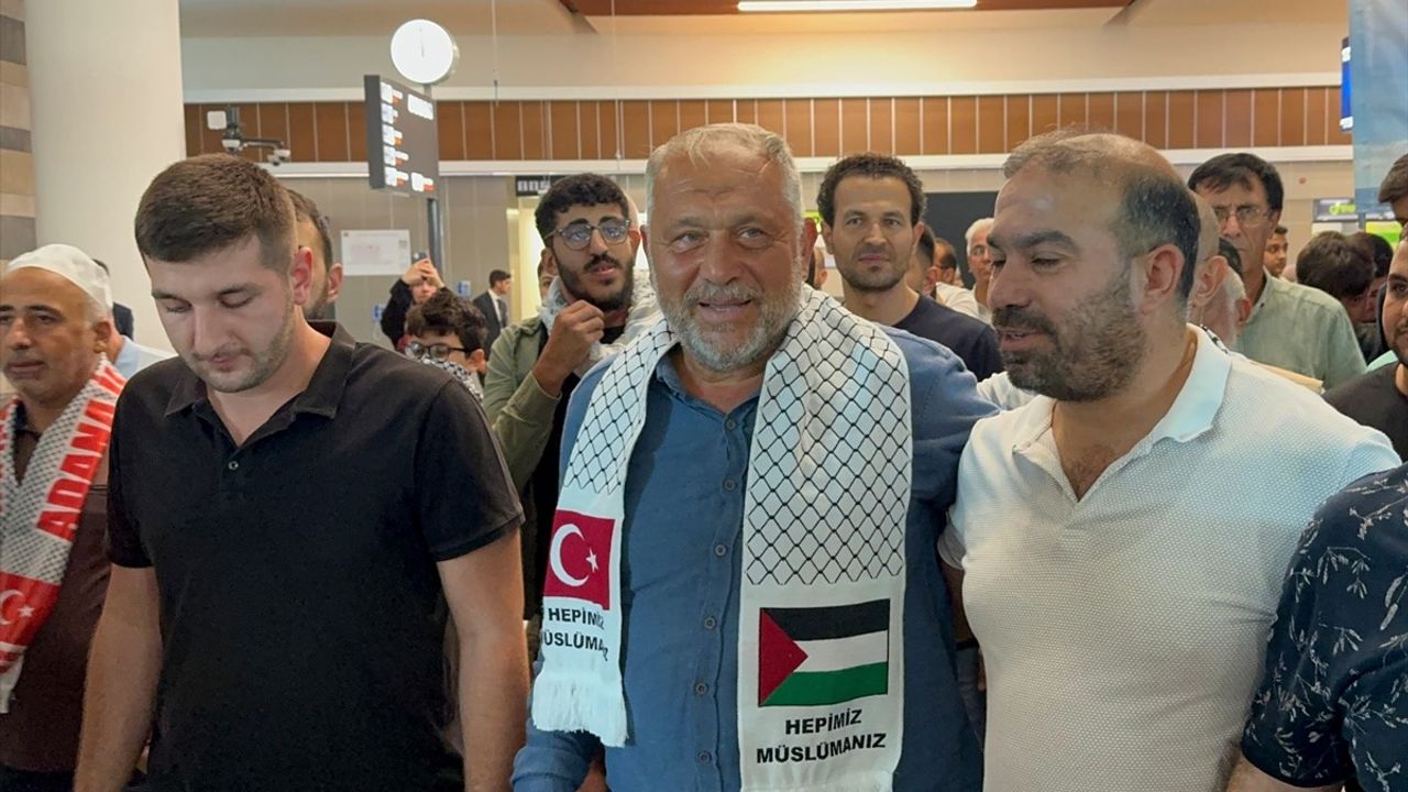 Sumud Filosu Aktivisti Turunç, Mersin'de Coşkuyla Karşılandı