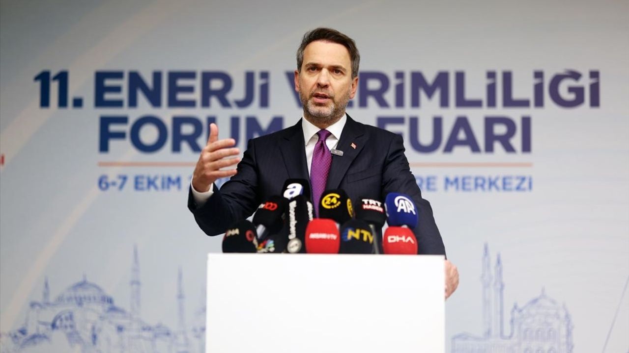 TEİAŞ ve Dünya Bankası, Elektrik İletim Sistemi Dönüşüm Projesi için 750 Milyon Dolarlık Anlaşma İmzaladı