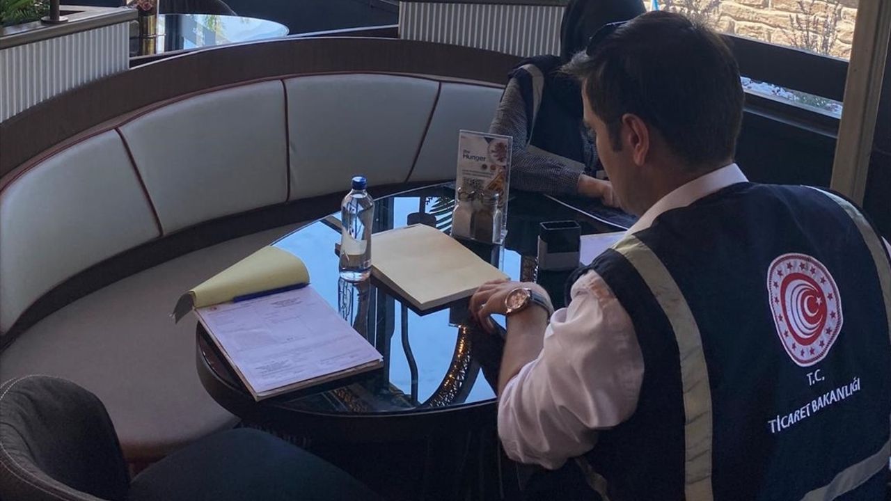 Ticaret Bakanlığı'ndan Fahiş Su Satışlarına Denetim