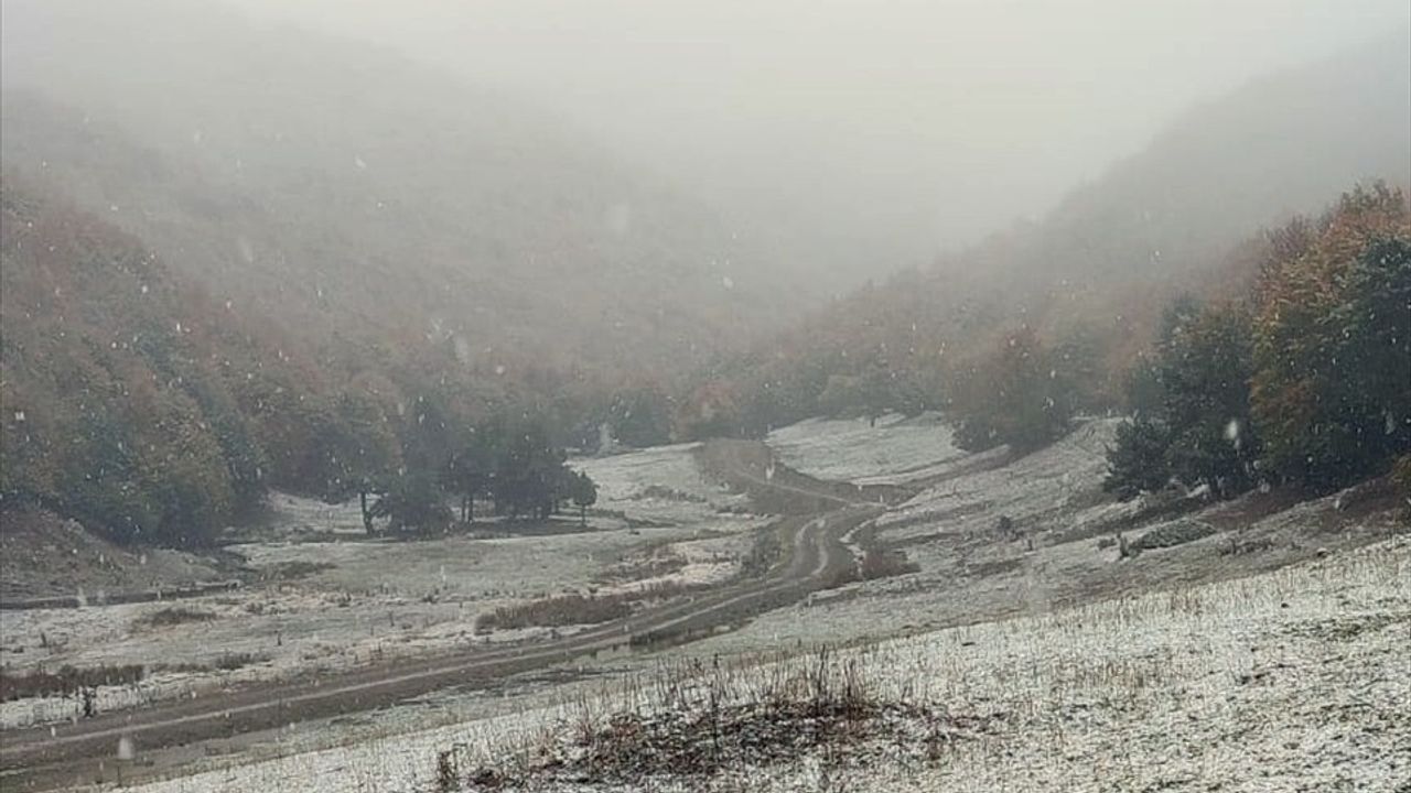 Tokat'ta Mevsimin İlk Kar Yağışı