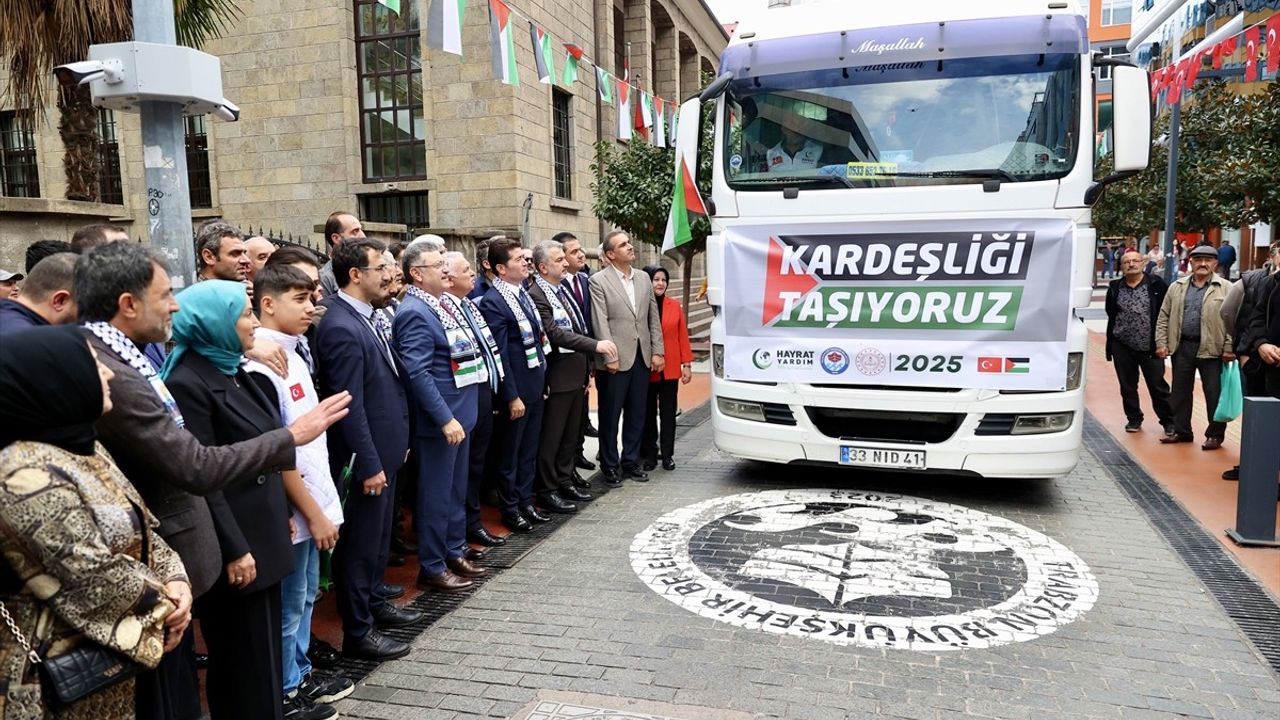 Trabzon'dan Gazze'ye 250 Ton Insani Yardım Gönderildi