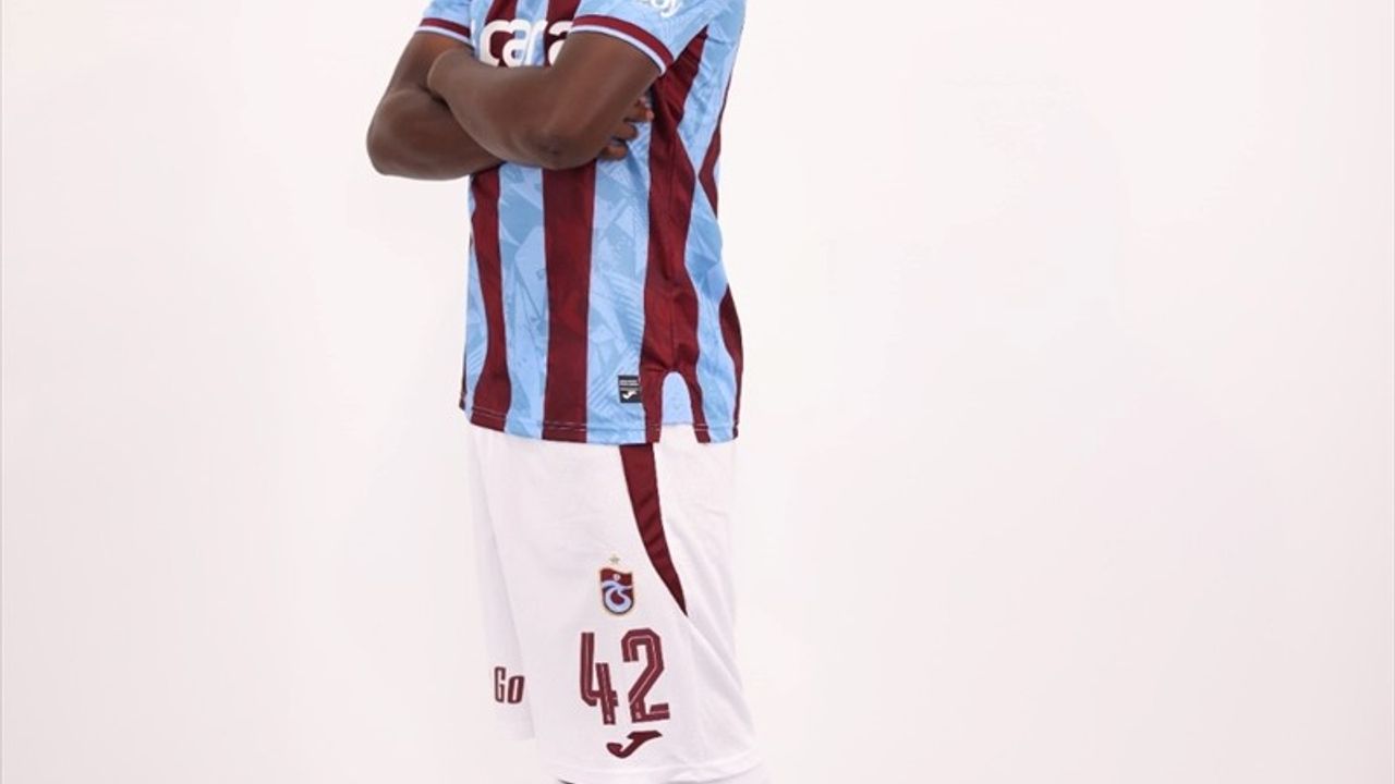 Trabzonspor'un Genç Yıldızı Oulai, Şampiyonluk Hayalini Paylaştı