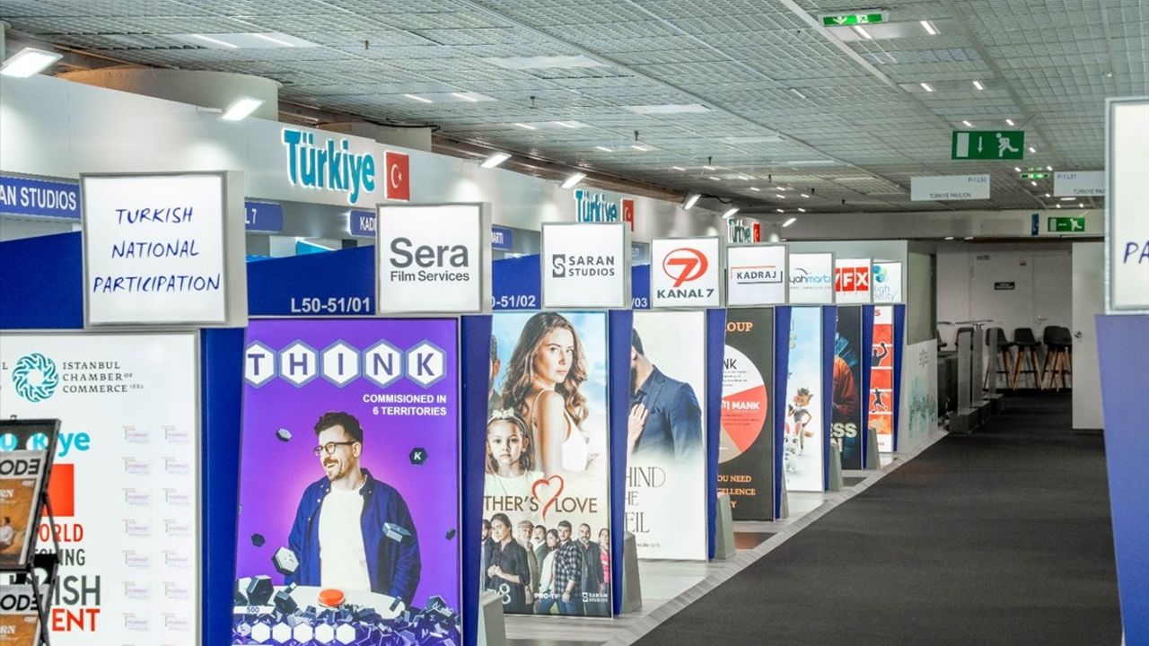 Türk Dizi ve Film Sektörü MIPCOM 2025'te Yer Aldı