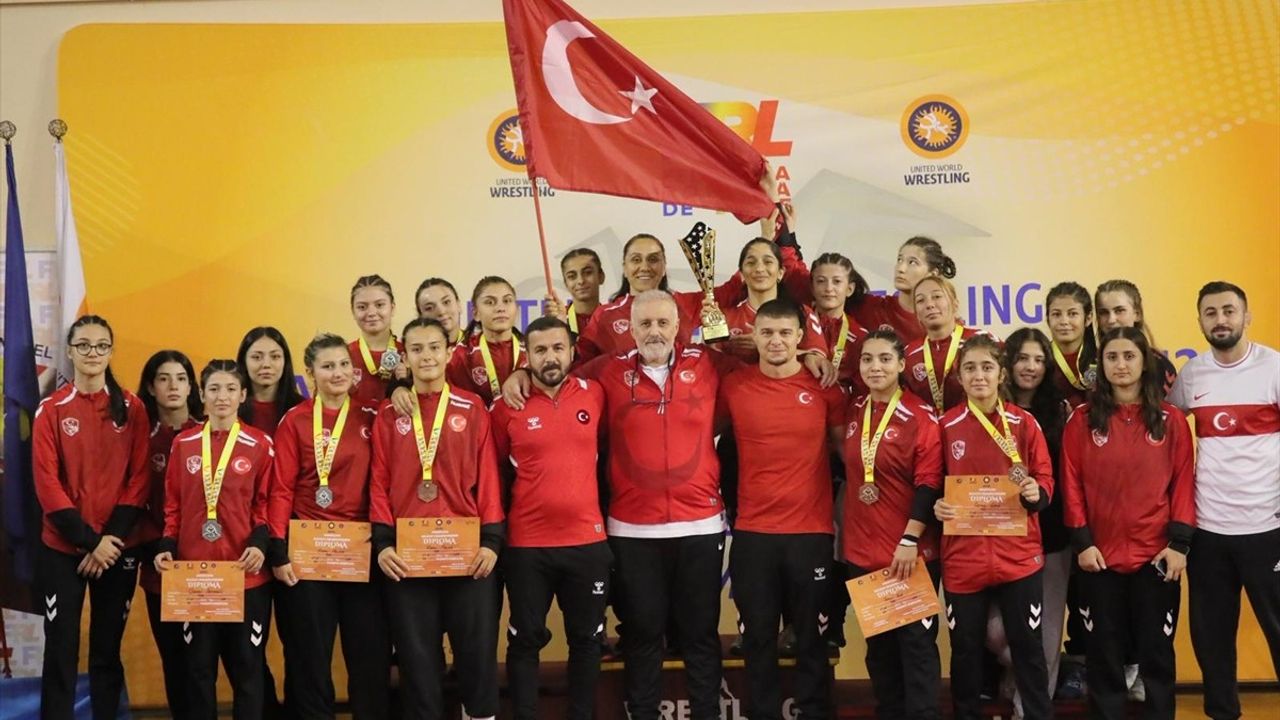 Türkiye 17 Yaş Altı Balkan Şampiyonası'nda 39 Madalya Kazandı