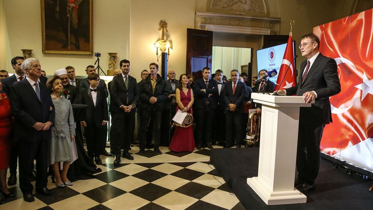 Türkiye Cumhuriyeti'nin 102. Yılı Sırbistan, Hırvatistan ve Karadağ'da Kutlandı