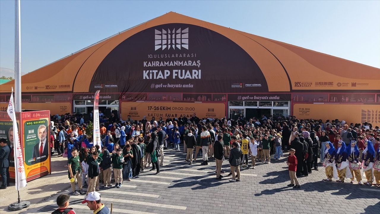 Uluslararası Kahramanmaraş Kitap Fuarı Başladı