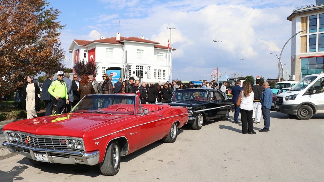 Uluslararası Yalova Film Festivali Kortejle Başladı