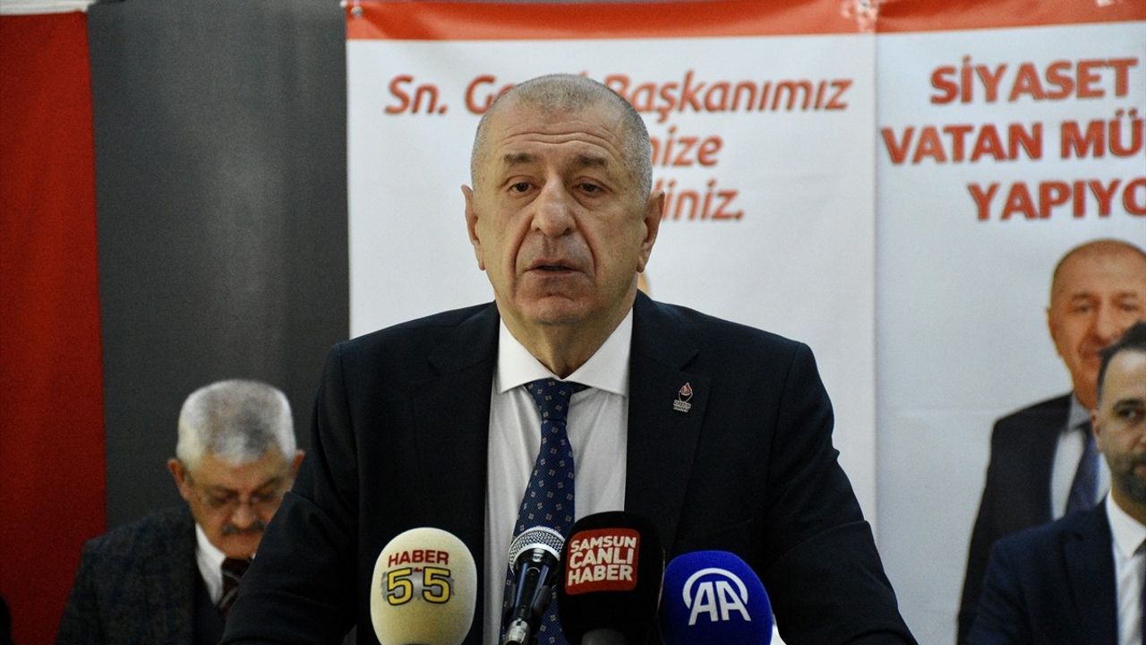 Ümit Özdağ Samsun'da Basın Buluşmasında Önemli Açıklamalarda Bulundu