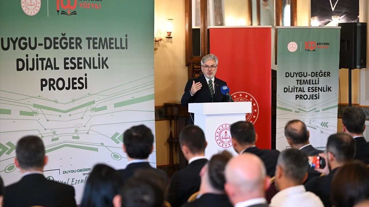 Üsküdar'da Duygu-Değer Temelli Dijital Esenlik Projesi Çalıştayı Gerçekleştirildi
