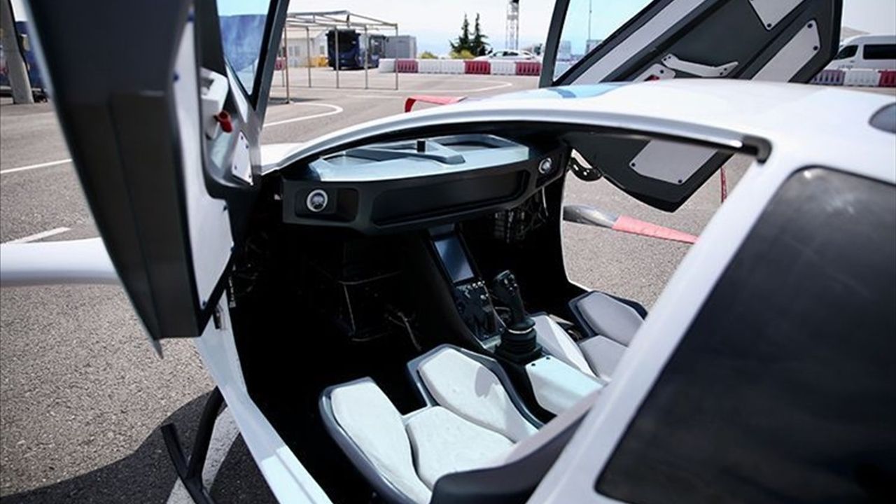Yerli Uçan Araba AirCar İçin Ön Sipariş Süreci Başladı