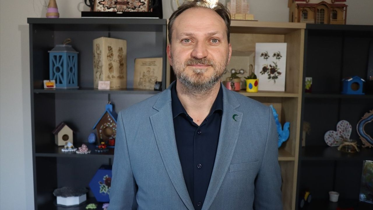 Yeşilay Genel Başkanı Dinç, Kumar Bağımlılığına Dikkat Çekti