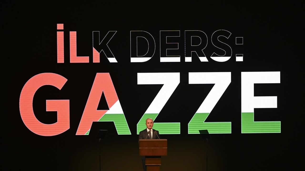 YÖK Başkanı Özvar, 2025-2026 Akademik Yıl Açılışında Gündem Maddelerini Açıkladı