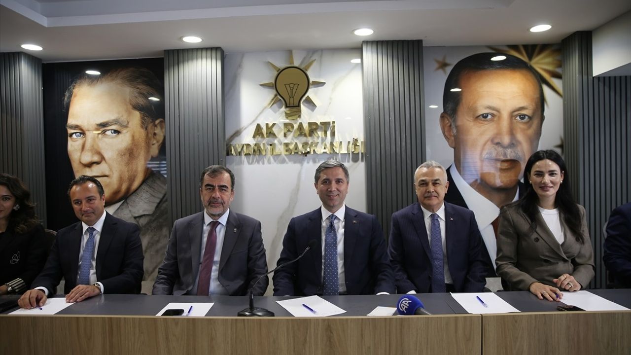 Zafer Sırakaya Aydın'da Gazze'yi Gündeme Getirdi
