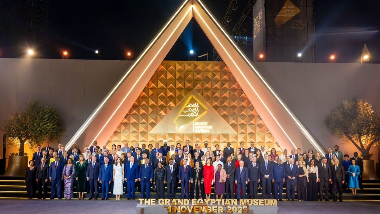 Bakan Ersoy, Büyük Mısır Müzesi Açılışında