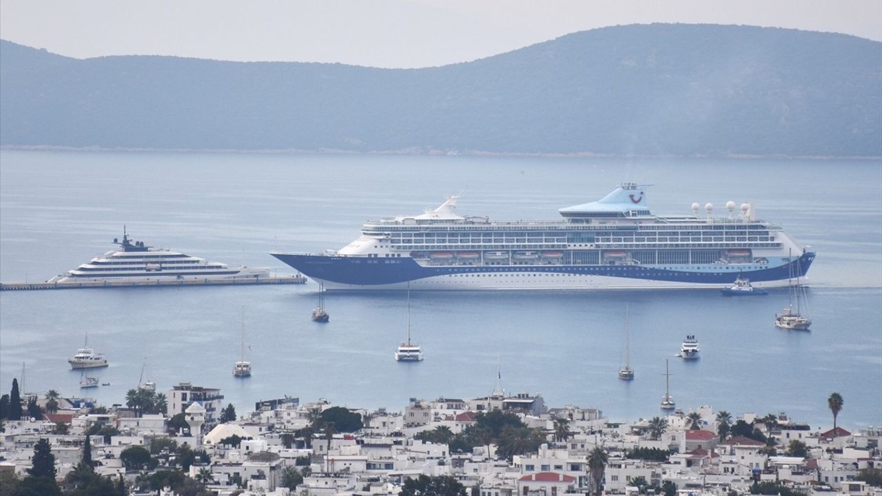 Bodrum'a Kruvaziyer Turizmi Akını