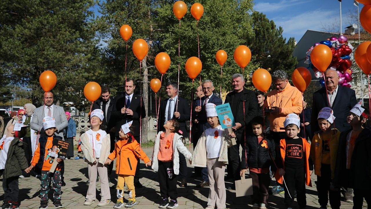 Eflani'de Lösemi Farkındalığı İçin Balon Bıraktılar