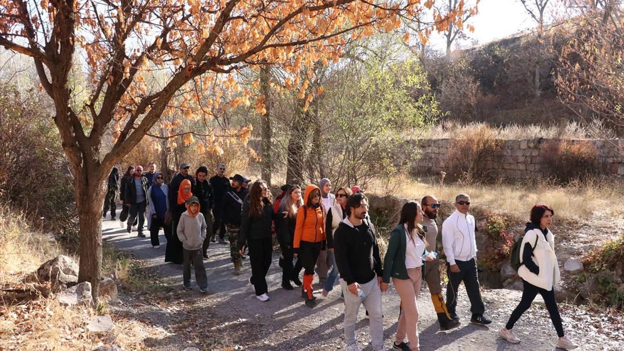Sonbahar Renkleriyle Koramaz Vadisi'nde Doğa Yürüyüşü