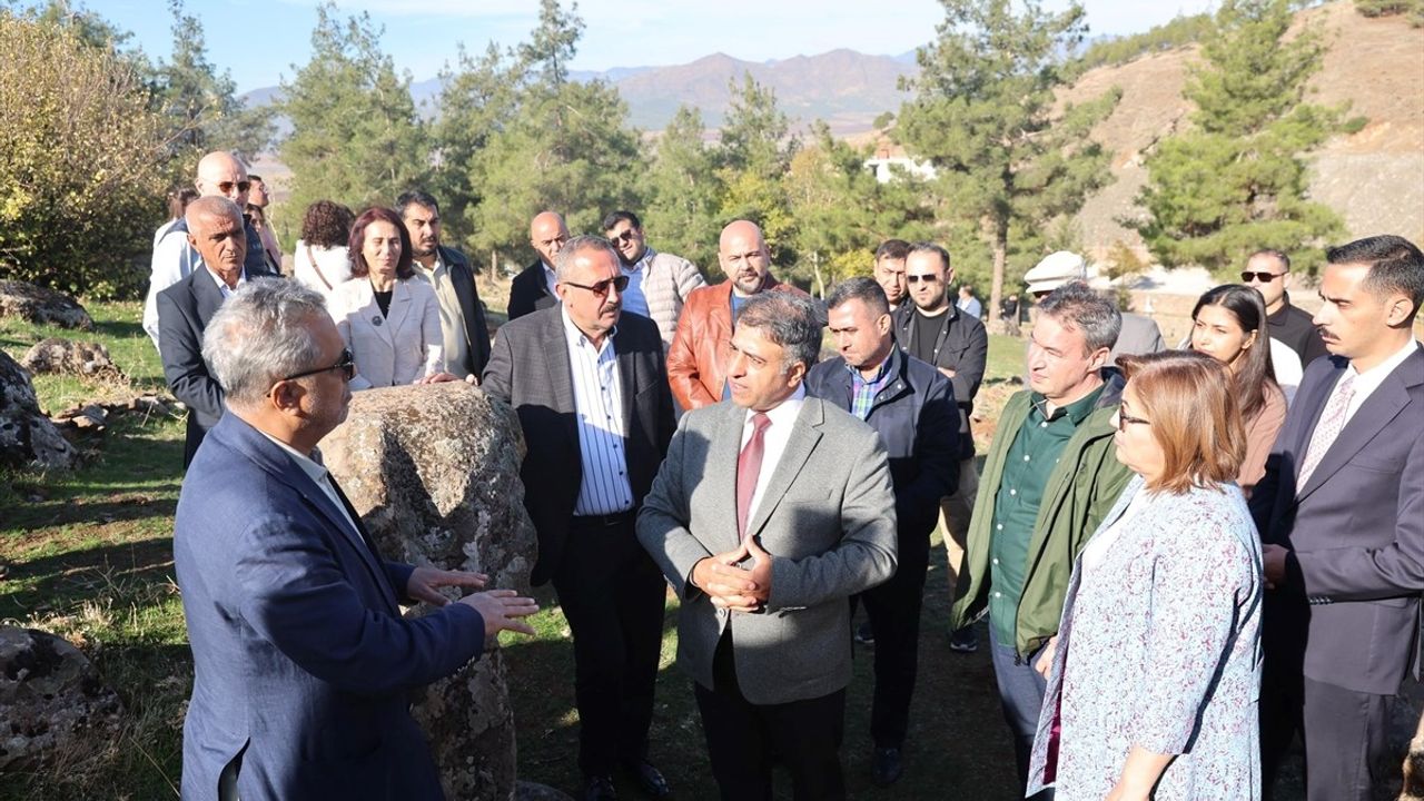 THY Yönetim Kurulu Başkanı Ahmet Bolat, Gaziantep'te Önemli Ziyaretler Gerçekleştirdi
