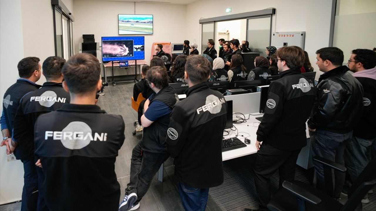 Türkiye'nin Milli Uydu FGN-100-d2 Uzayda Başarıyla Yer Aldı