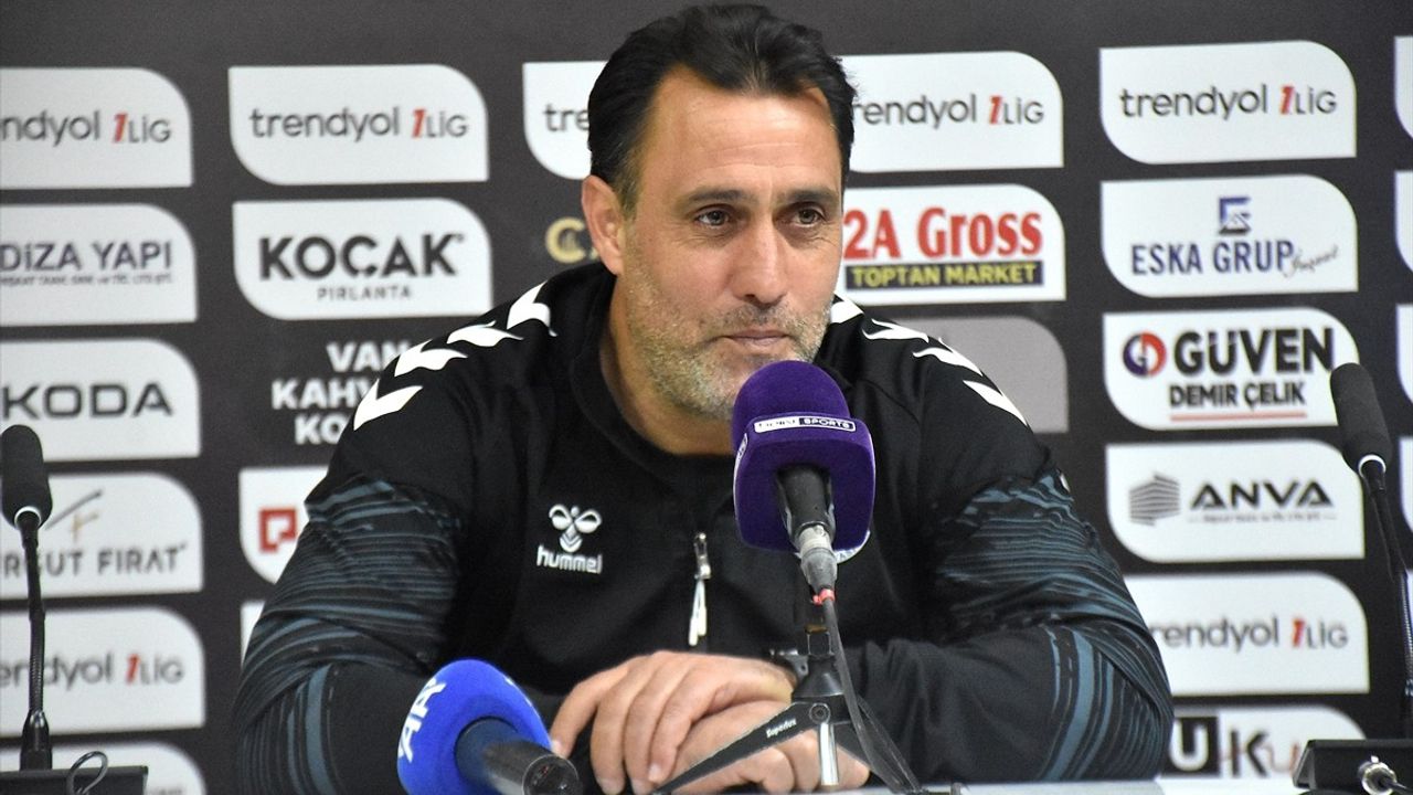 Vanspor-Sakaryaspor Maçının Ardından Teknik Ekiplerin Değerlendirmeleri