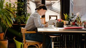 Bu Mesleklere Dikkat! Bu Meslekler Kadınlarda Yumurtalık Kanseri Riskini Artırıyor