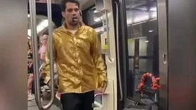 Paris Metrosunda İlginç Anlar