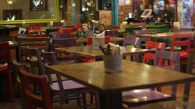 Doğu Delhi'de Bir Kafeteryada Yaşanan Olayda Adam Darp Edildi ve Cinsel Saldırıya Uğradı