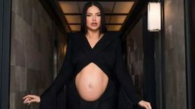 Adriana Lima, Victoria's Secret'ta Yeniden Boy Gösterdi