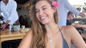 Afra Saraçoğlu, Yalı Çapkını Dizisiyle Sosyal Medyada Gündem Oldu