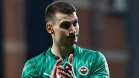 Fenerbahçe'nin Kalecisi Dominik Livakovic Performansıyla Göz Dolduruyor