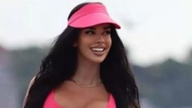 Ivana Knoll Ayna Karşısında Dans Etti: İç Çamaşırı ile Verdiği O Pozlar Nefes Kesti!