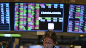 Altın ve Petrol Düşerken, ABD Hisse Senedi Vadeli Kontratları Yükseldi