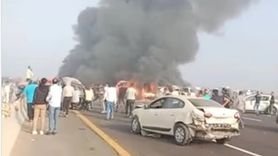 Mısır'da Kahire Yakınlarında Meydana Gelen Zincirleme Kaza Sonucunda 28 Kişi Hayatını Kaybetti