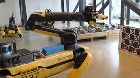 Boston Dynamics'un Robot Köpeği Spot, Konuşma Yeteneklerini Sergiliyor