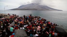 Endonezya'da yanardağ felaketi!
