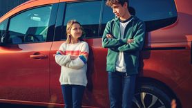 Yeni Renault Kangoo Multix Türkiye'de Satışa Sunuldu