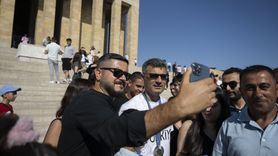 Türkiye'nin Milli Atıcıları Anıtkabir'i Ziyaret Etti